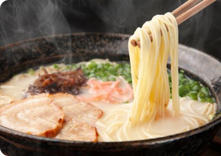 福岡の屋台のラーメン