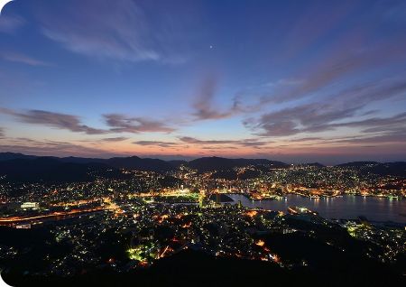 長崎の稲佐山からの夜景